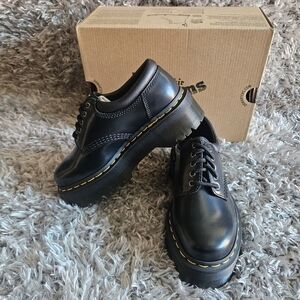 Dr. Martens 8053 QUAD BLACK LEATHER. Polished Smooth